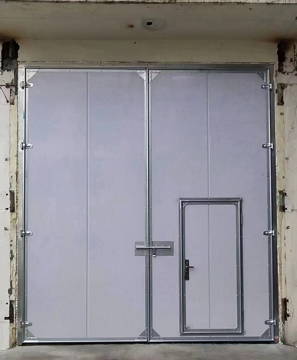 墨玉工业平开门