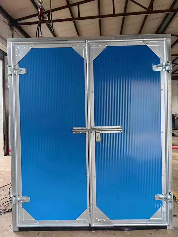 墨玉工业平开门