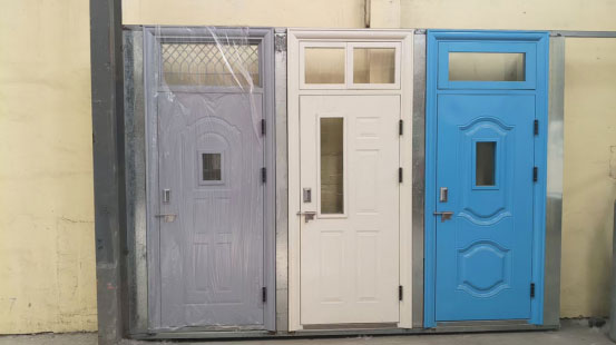 墨玉学校教室门